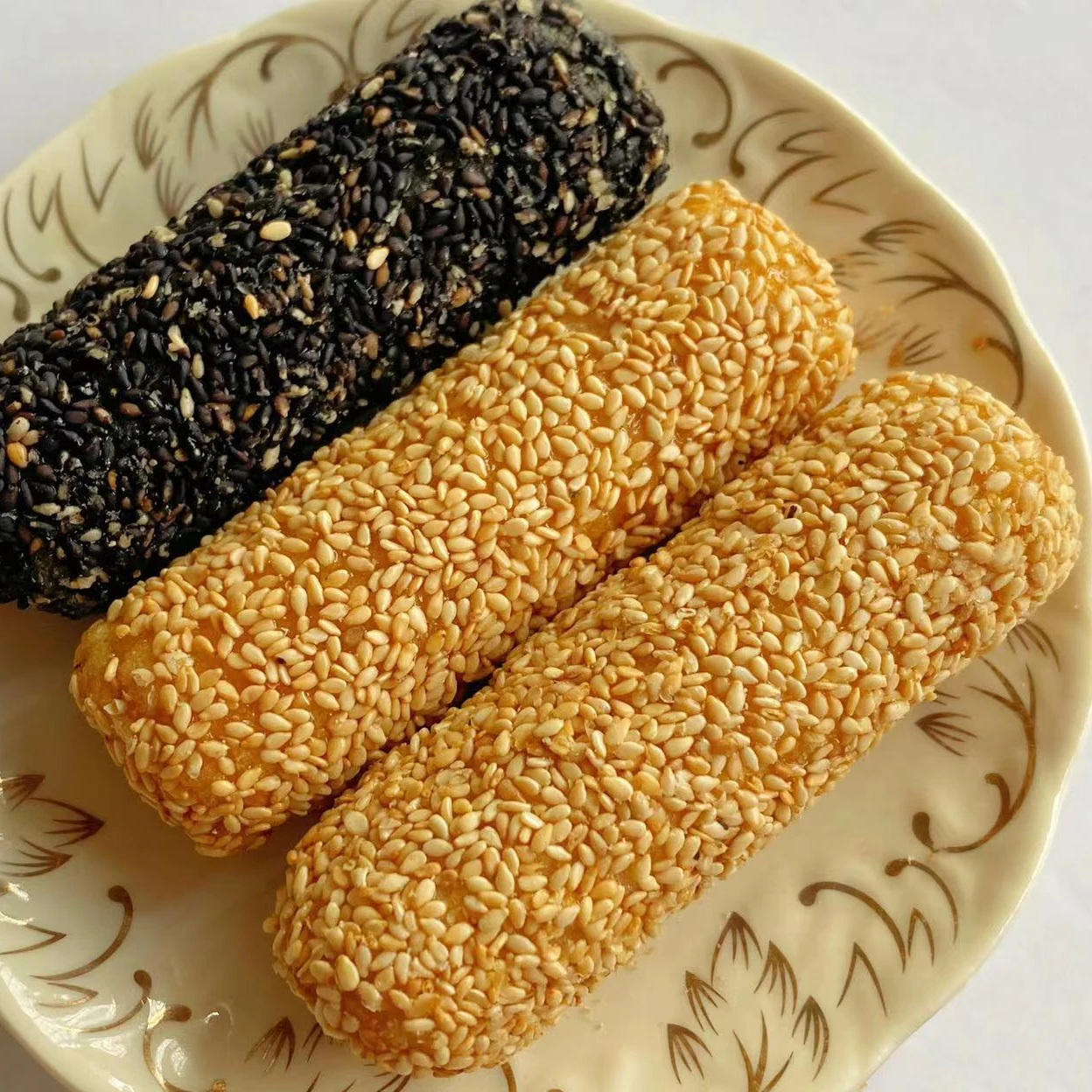 Китайские здоровые закуски кунжутные рулоны воздушные зерна черная палочка С Кунжутом