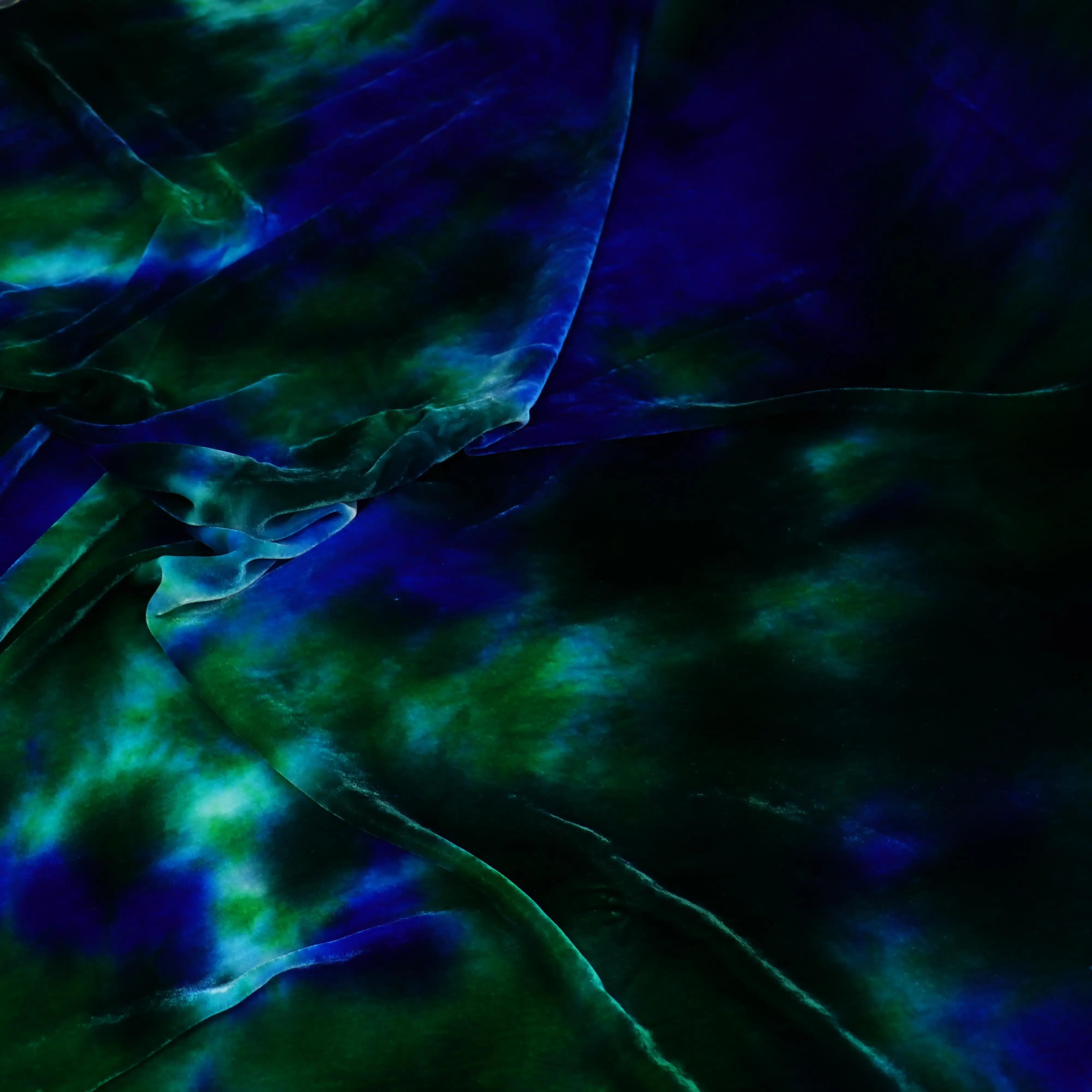 Fashion Tie Dye  Silk Velvet  Fabrics Super Soft Comfortable  TIE DYE Silk  Velvet for Woven Fabrics