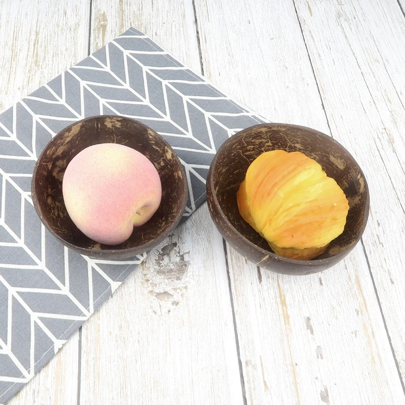 Natural Custom Salad Ice Cream Coconut Shell Bowl Products Lacquer Coconut Bowls And Wooden Spoon Sets