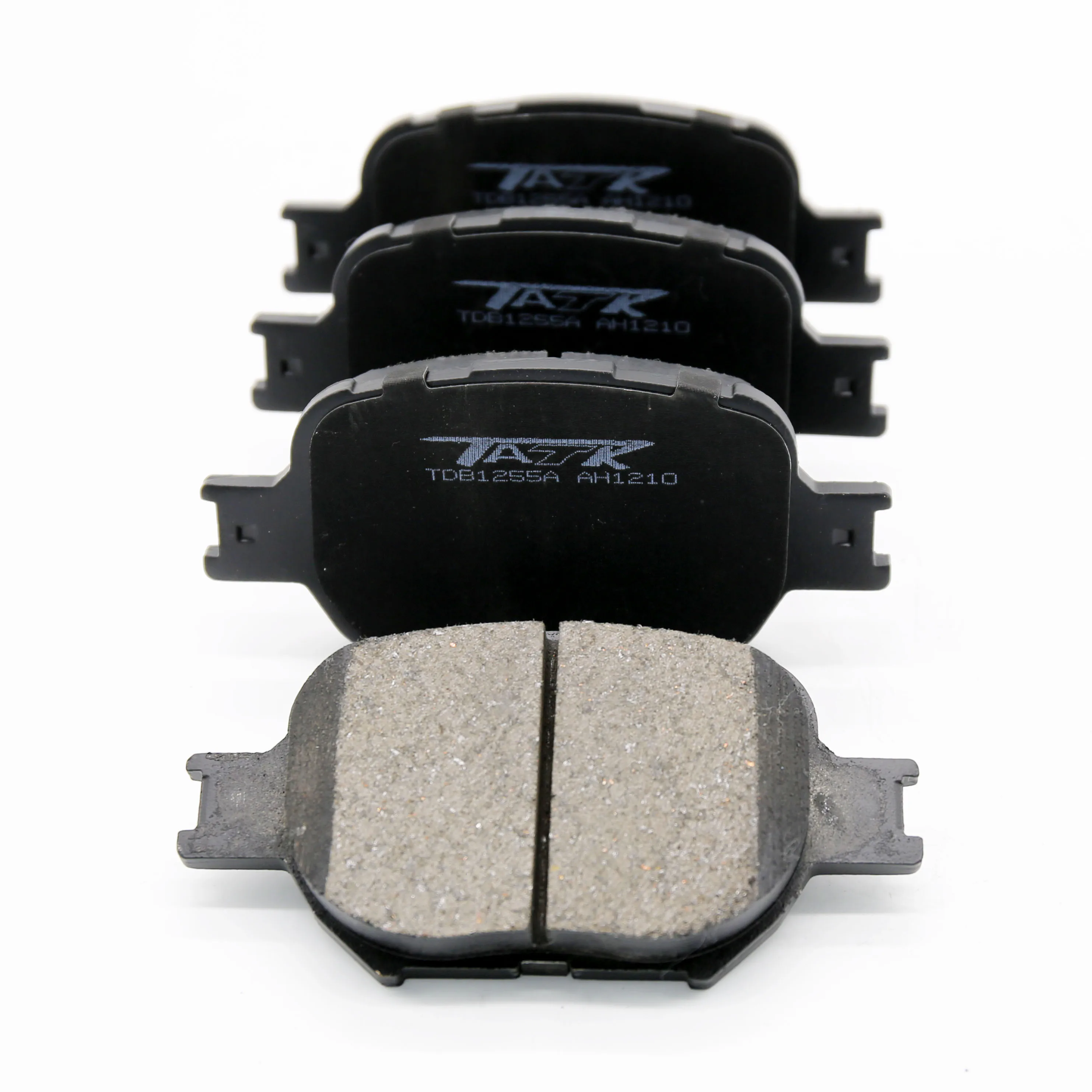 04465-20500 Auto brake system ceramic brake pad for used cars TOYOTA Corolla Reiz Prius Celica D817 GDB3316