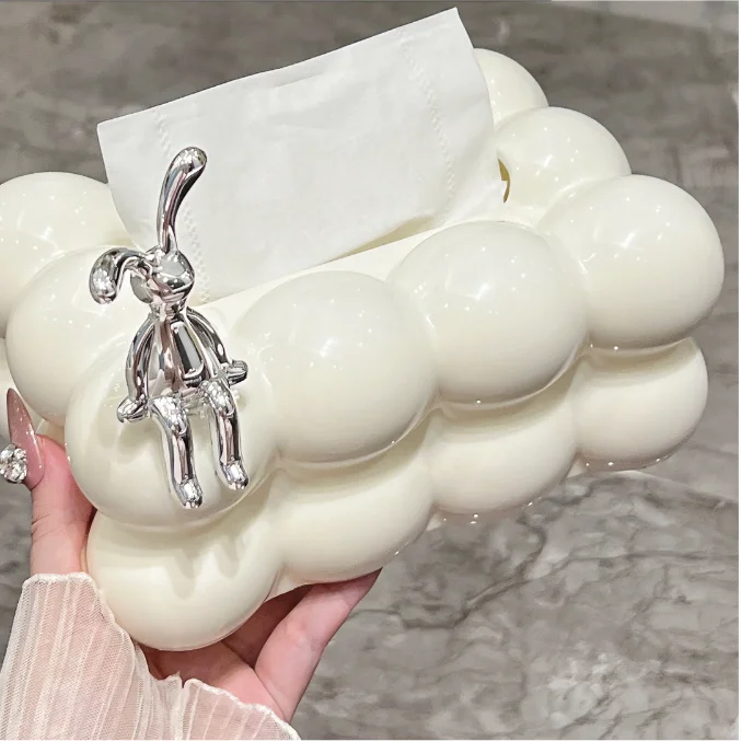 New Arrived Wholesale White and Silver Nortic Artwork Ceramic Tissue Box For Home Decoration