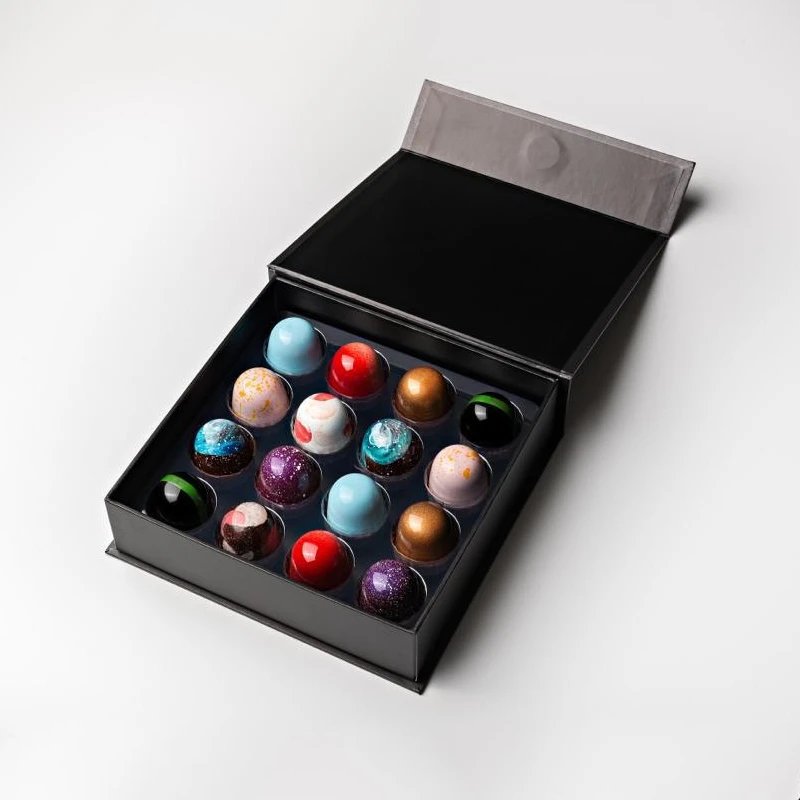 Free Design Custom Wedding Paper Gift Chocolate Packaging Box for Chocolate Christmas Packaging Box