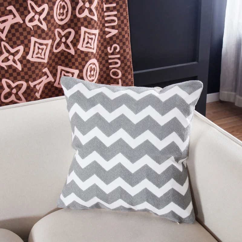 Quick Shipping Embroidery Designs Cheap Custom Pillow Cover