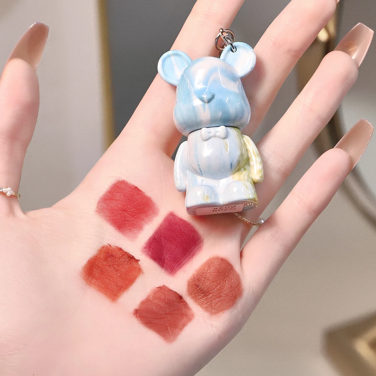 Wholesale Unique Appearance Cute Bears Lipstick With Key Ring matte long lasting makeup Waterproof Lip Gloss