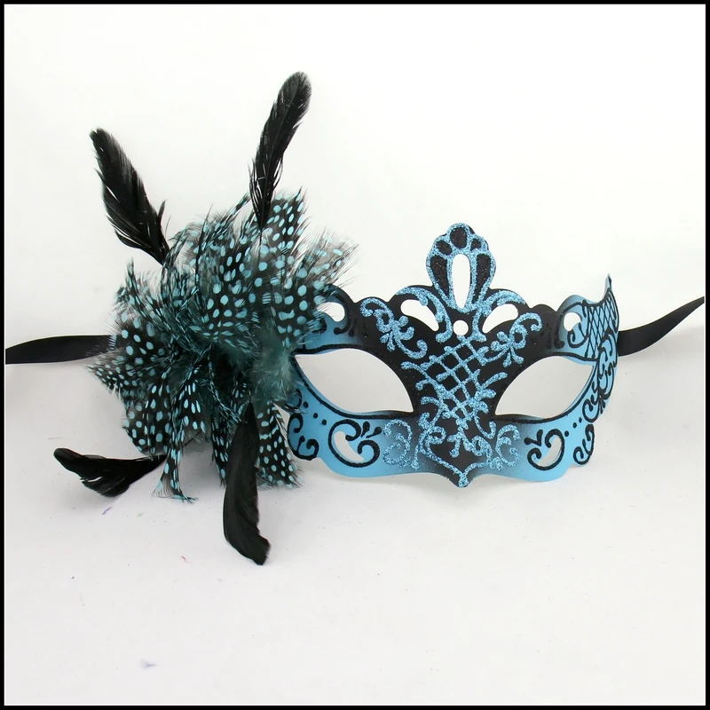 Plastic Mardi Gras Mask With Dot Feather On Side