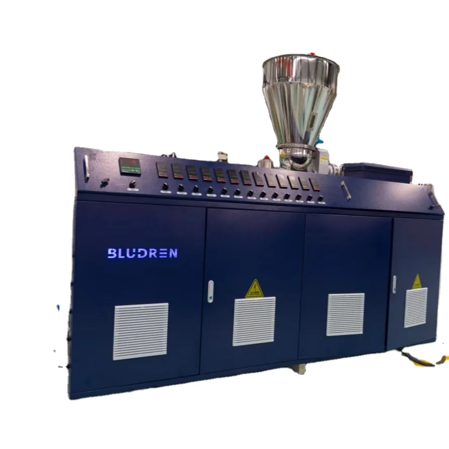 Двойной винт в экструзионной машине