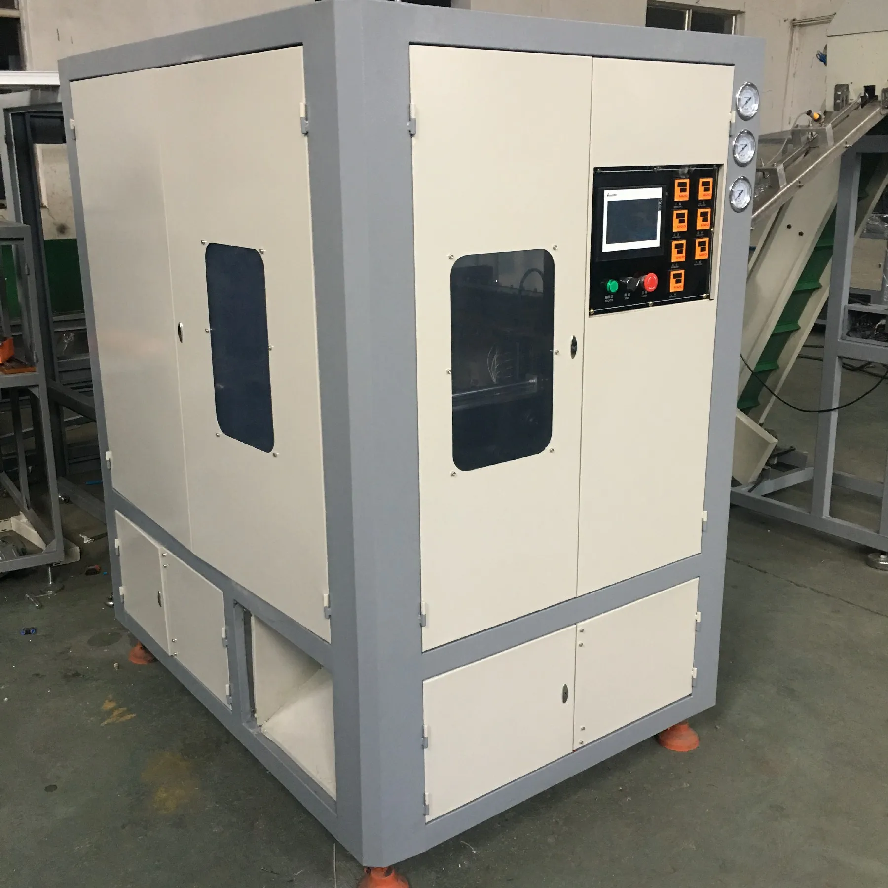 2cavity 2000bph automatic PET bottle blowing machine prices