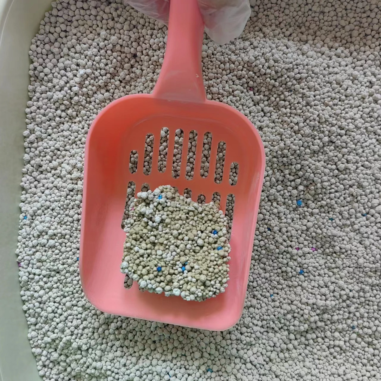 OEM/ODM HUAWEI factory 25kg kitty litter bentonite low price bentonite cat litter  bentonite cat litter bulk