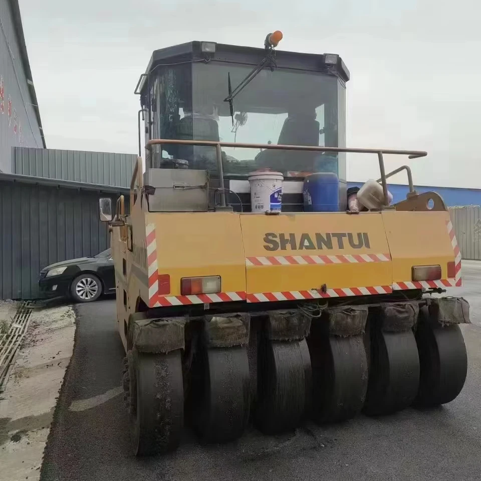 30 тонн 132 кВт SR30T Гладкий пневматический колесный дорожный каток от бренда SHANTUI