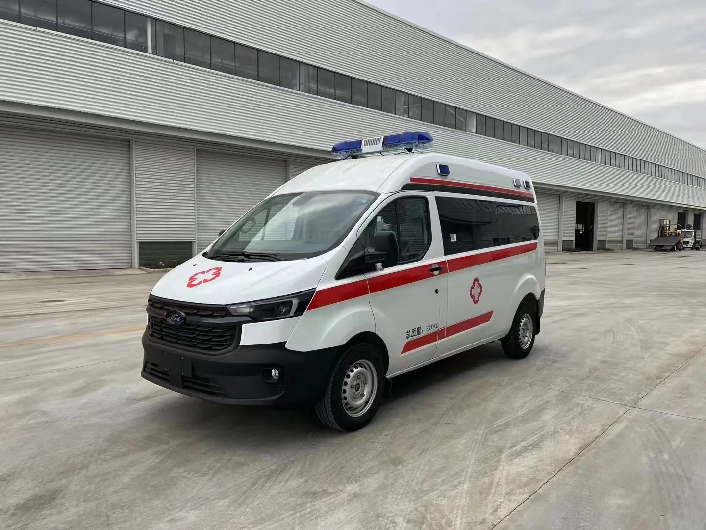 Hot Sale New ambulance car rhd dimensions emergence Vehicles ICU ambulance in japan