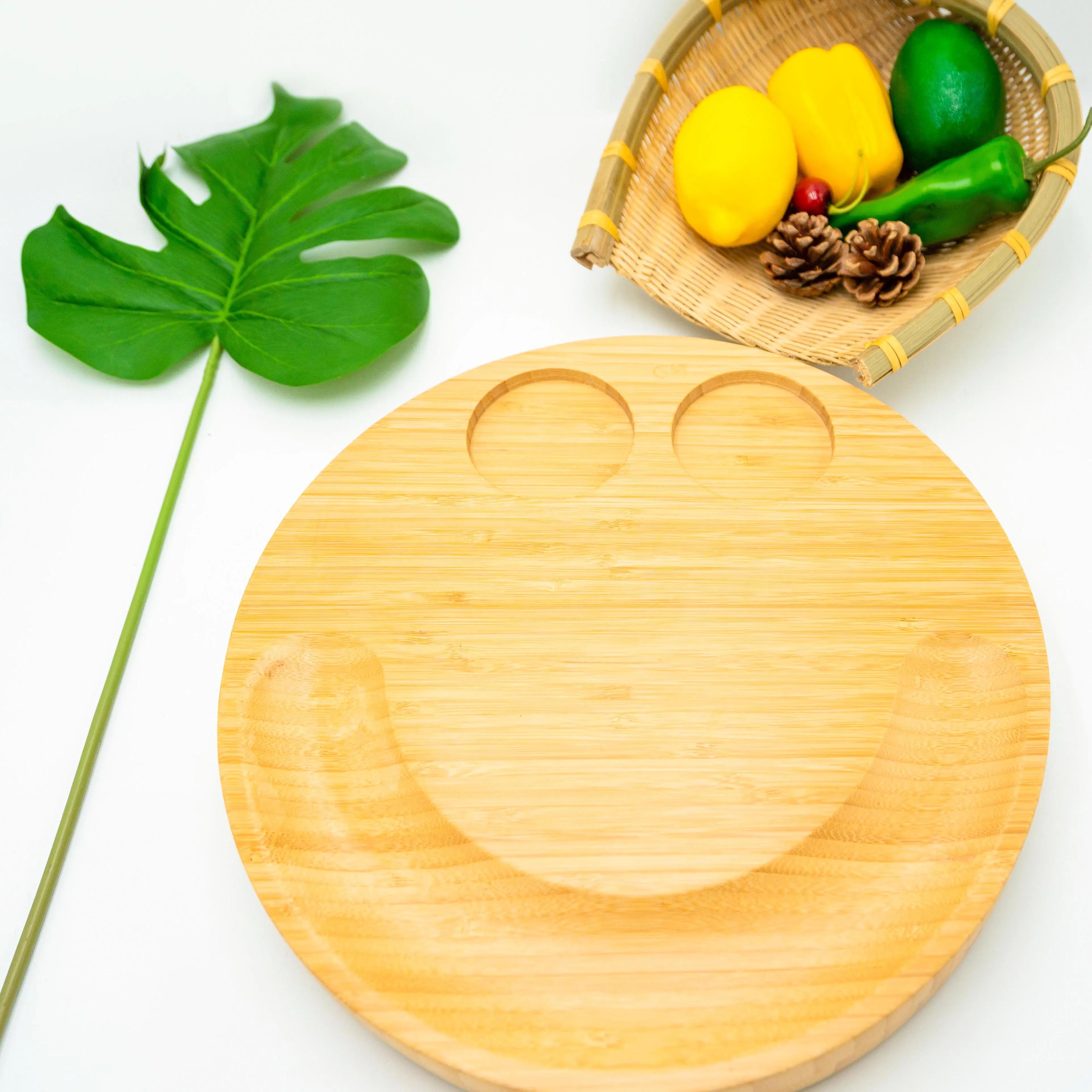 Original Bamboo Large Wooden Service Tray Round Wood Cutting Board for Housewarming Wedding