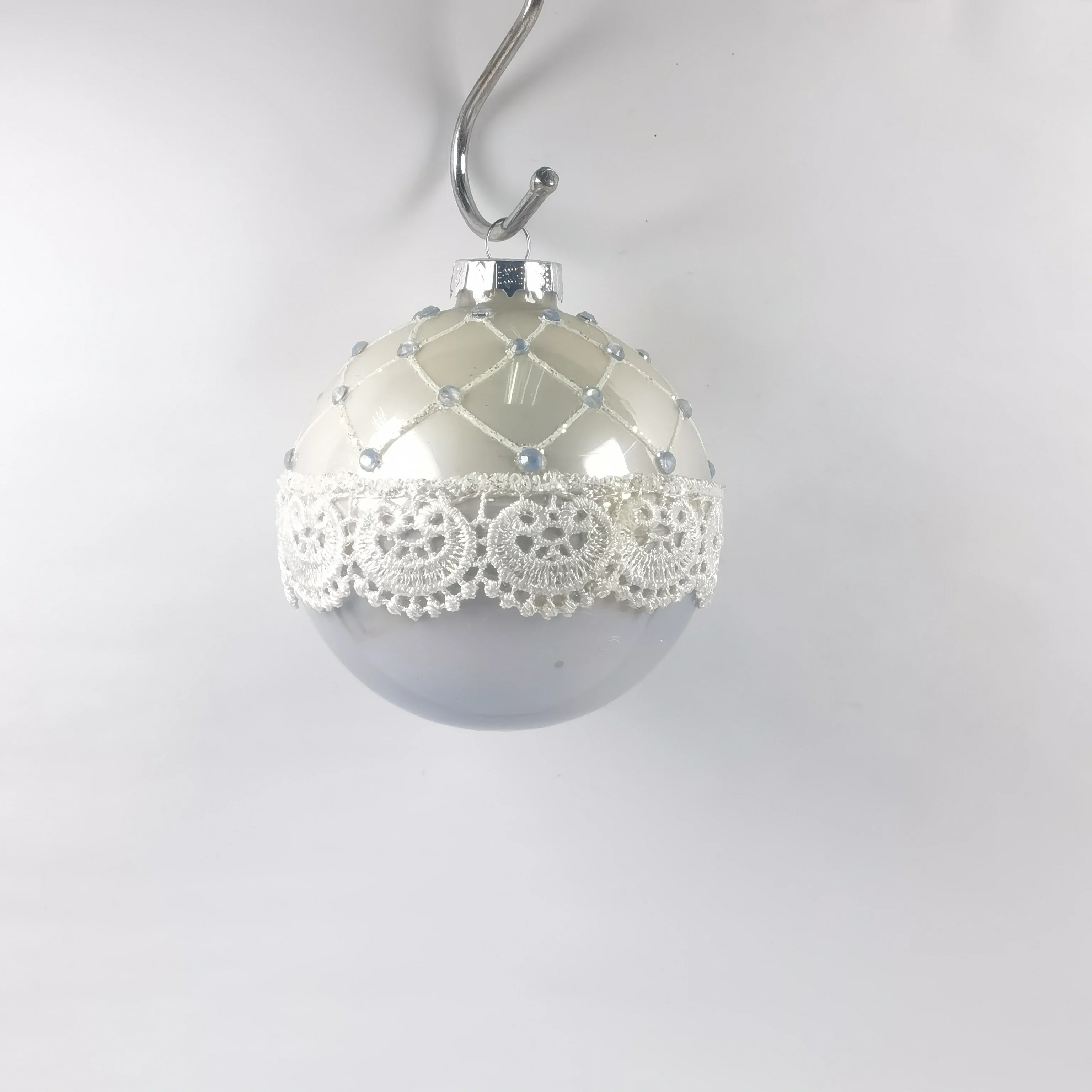 Made in china wholesale  hanging wedding decoration glass baubles