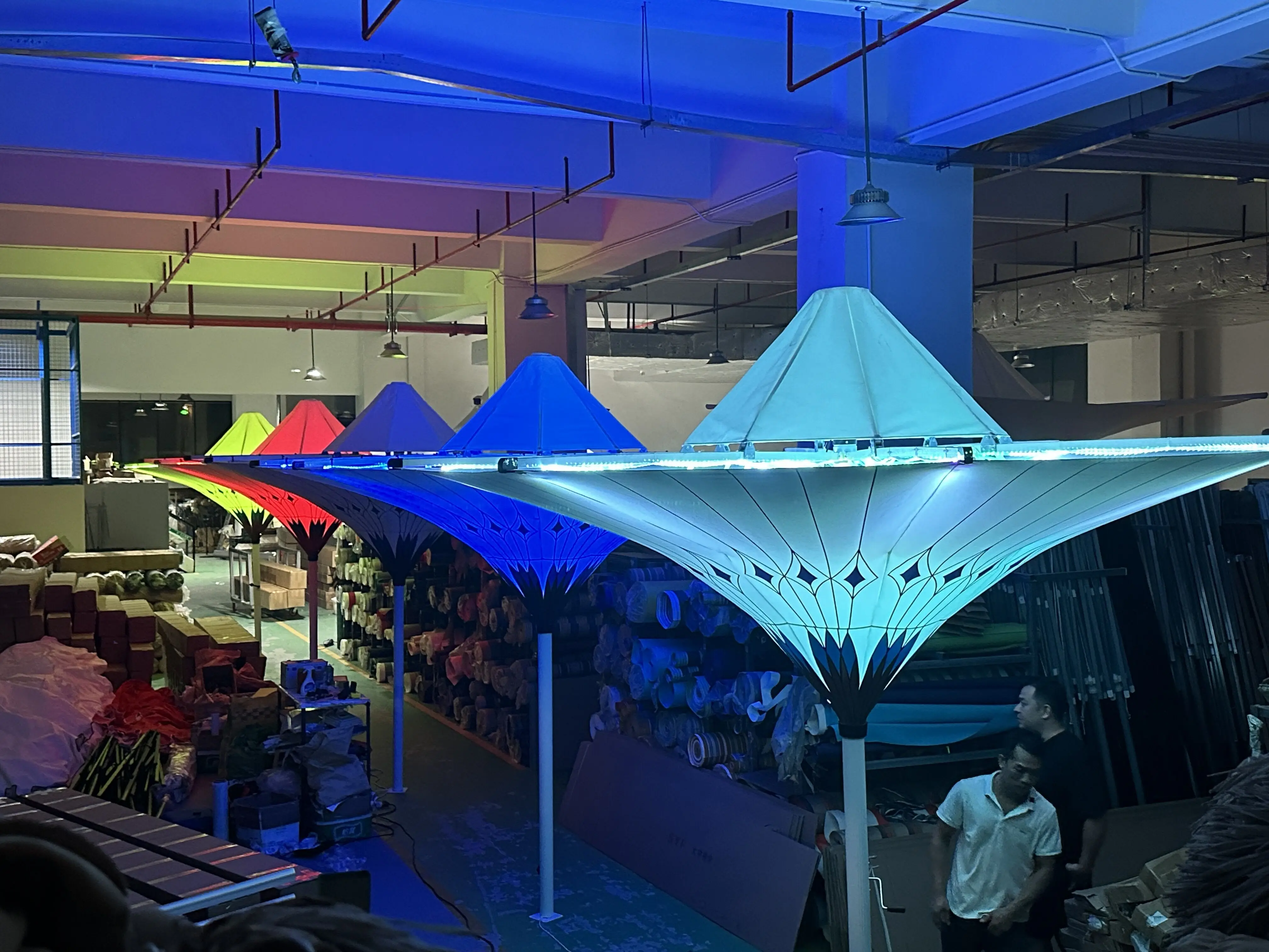 Trendy Unique Design Decorative Flower Shape Outdoor Patio Garden Pool Side Outside-in Upside Tulip Mushroom Inverted Umbrella