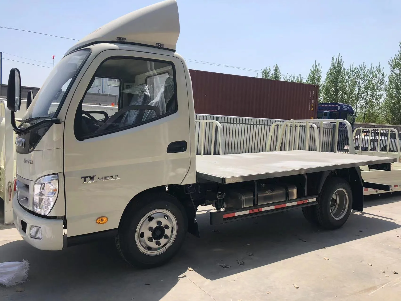 Дизельный легкий грузовик Foton Aumark Tx