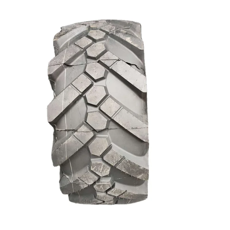 Chinese engineering Road mixer tyre 455/70r19.5