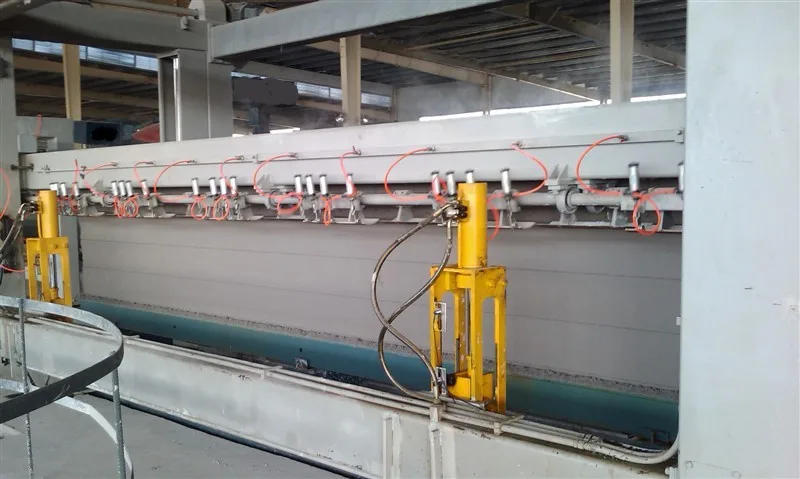 Small scale AAC block plant