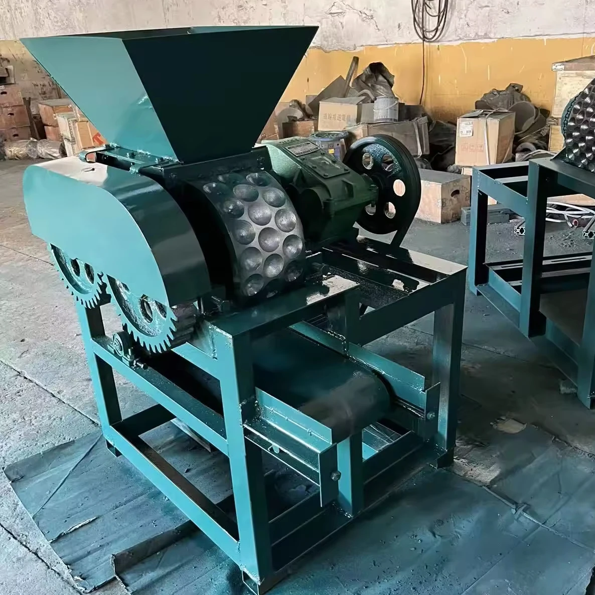 Coal dust ball briquettes making machine for mineral coal ash / charcoal powder briquetting machine