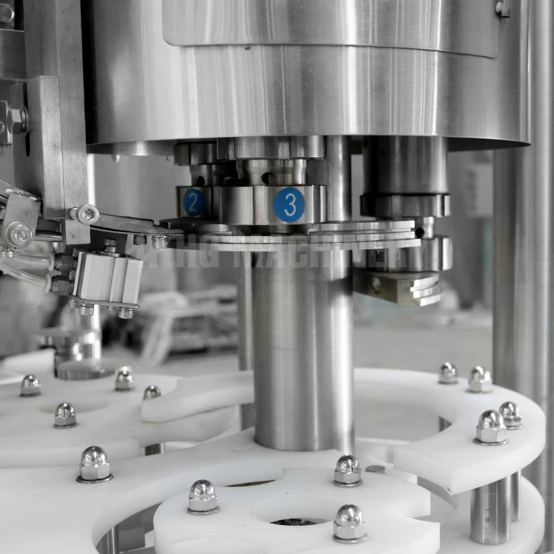 Glass Bottle Beer/ Drink Washing/Filling/Capping Machine/ Monoblock/ Equipment