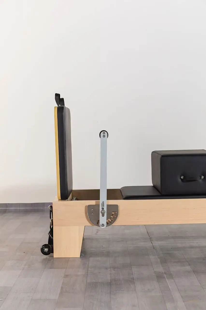 Home Commercial Custom Gym Yoga Fitness Sports  Set  Equipment Reformador Wood Beds Machine Pilates Reformers