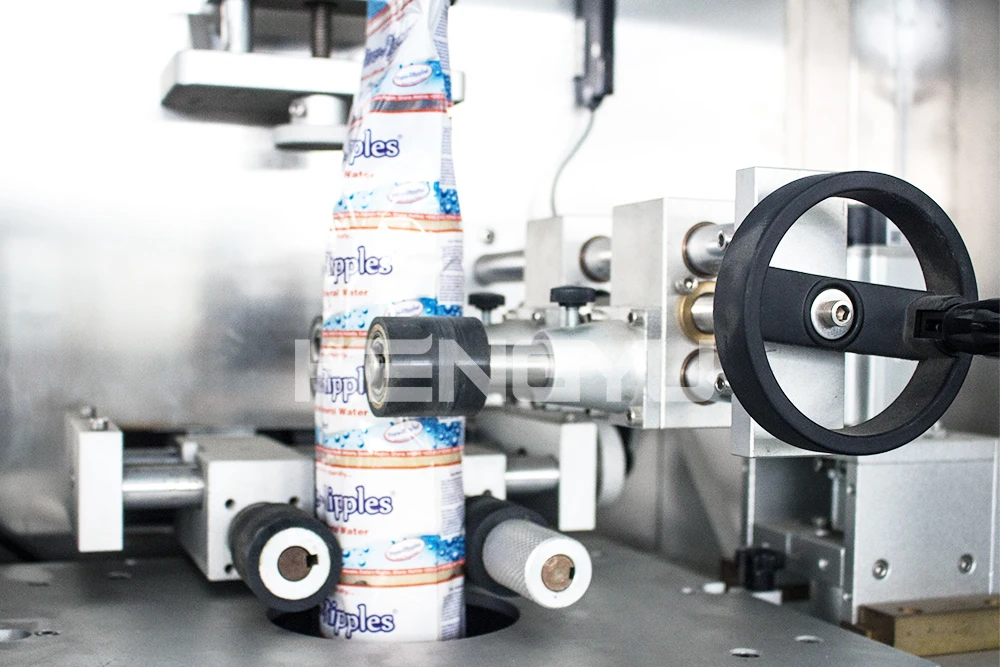Hengyu shrink sleeve applicator Cups Cans Bottle automatic bottle labeling machine