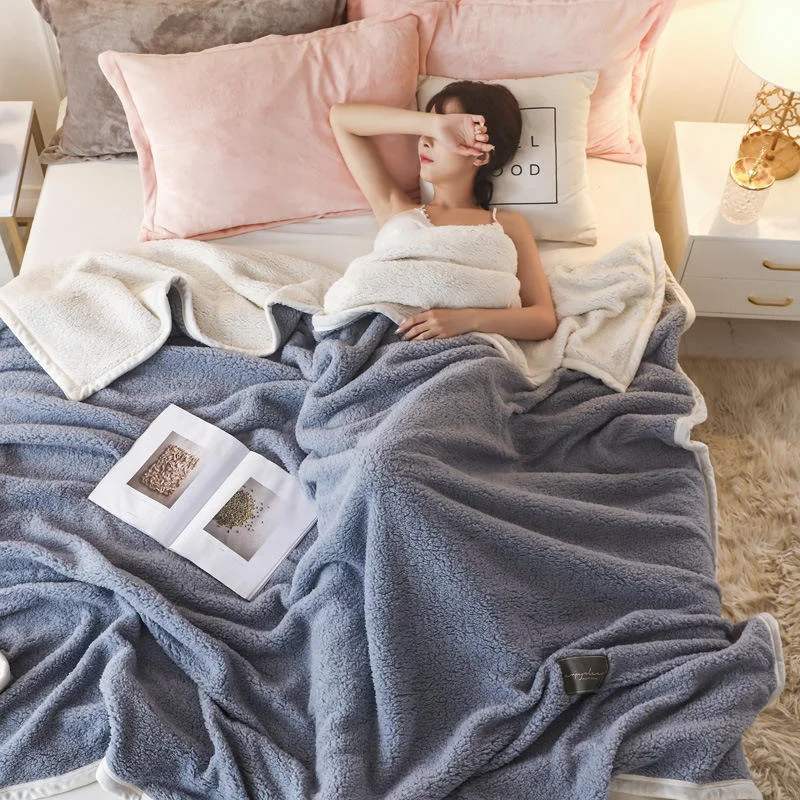 wholesale oversized microfiber & sherpa wearable fleece throw sublimation blanket weighted flannel sherpa blanket for winter