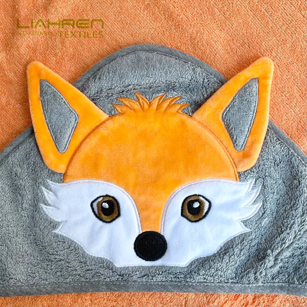 Best Selling 500GSM Gift Box-Packed Comfortable Bamboo Bath Towel Fox Design Bamboo Hooded Towel