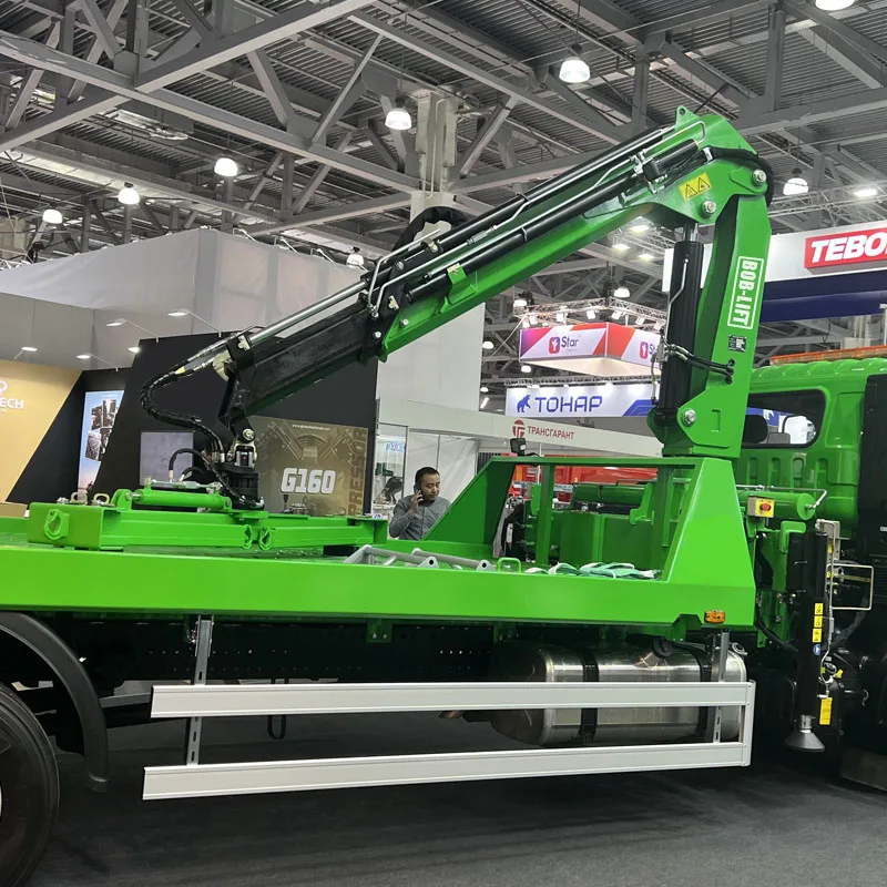 tow truck crane 3 ton capacity lift cars to evaluation crane truck mounted crane CE quality selling in russia