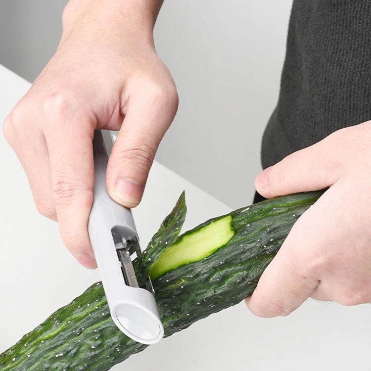 Spiralizer with Straight&Julienne Peeler