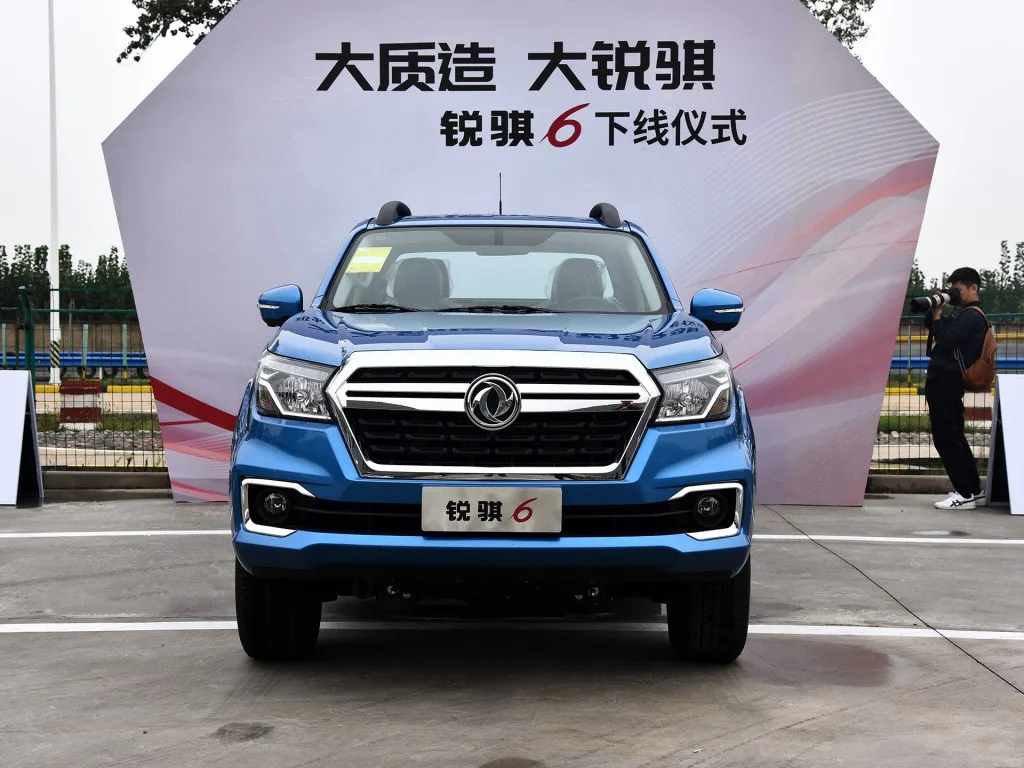 Dongfeng Rich6 4*4 pick up truck China No.1 pick up car with automatic gear