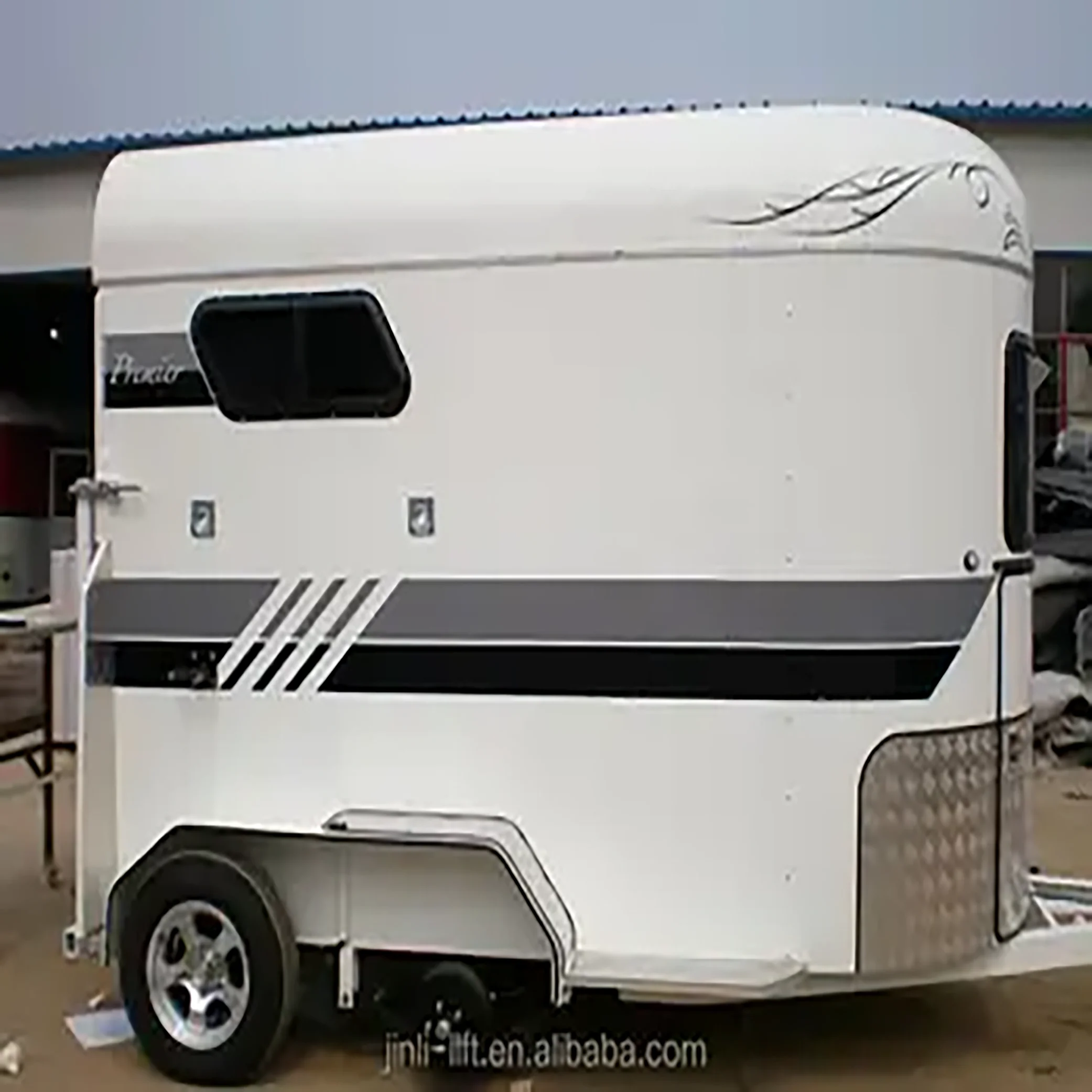 Customized Horses Transport Deluxe Horse Trailer Australian Standards
