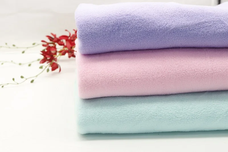 High Quality Manufacturers 100% Polyester Two Side Brush One Side Anti-Pilling Polar Fleece Fabric For Cloth