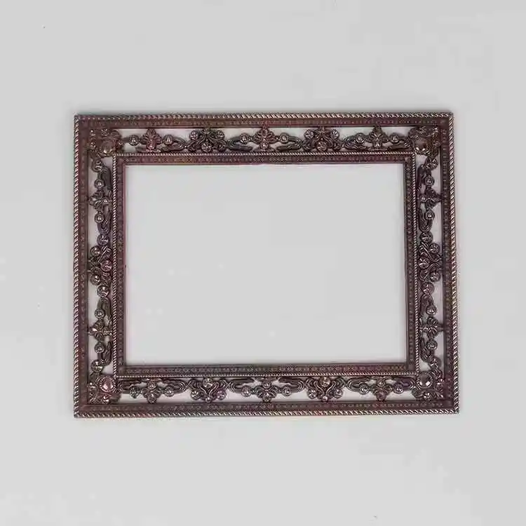 HOT Selling Electroplate hollow out heart-shaped style square plastic photo frame apply for put the photos