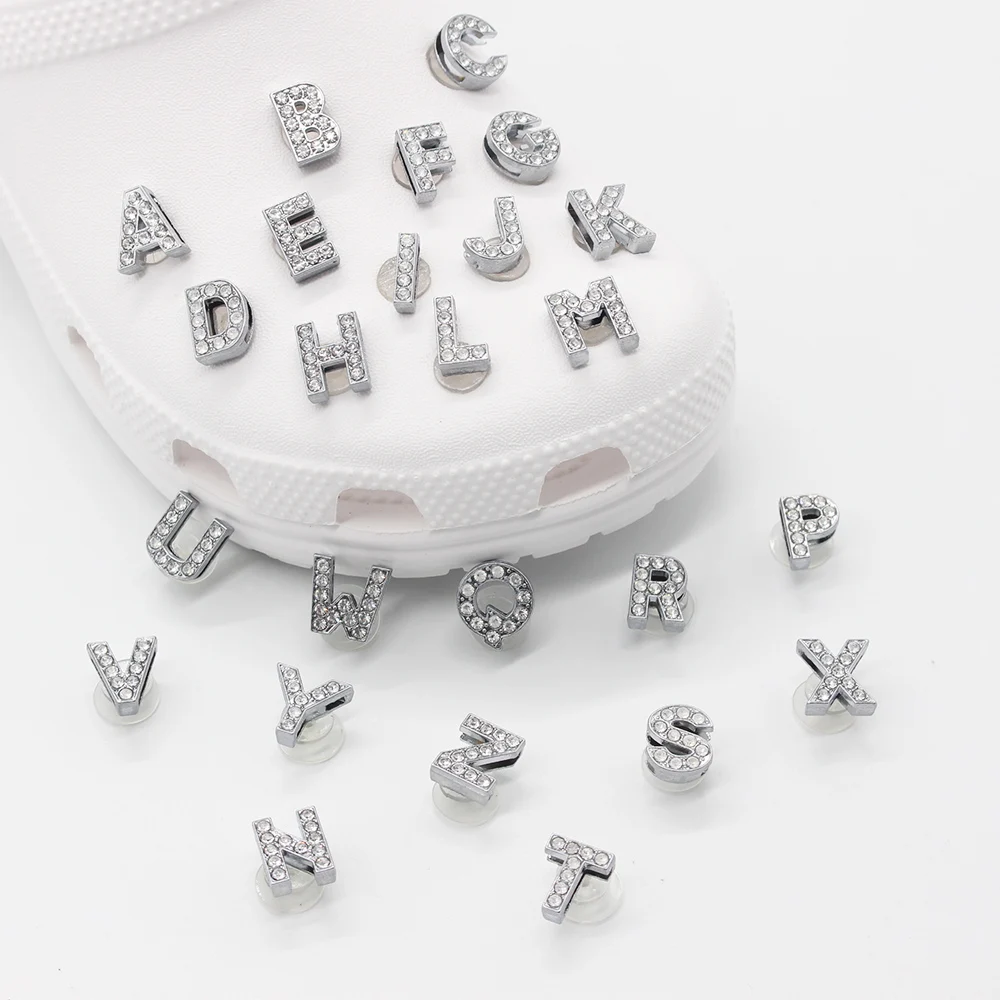 Новый дизайн 26 букв металлические золотые подвески Croc для оптовой продажи украшение