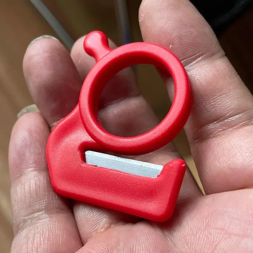 Finger Knife Small Tool Cutter Safety Thread Plastic Cut Strap Cutting Ring Knife snitty safety cutter