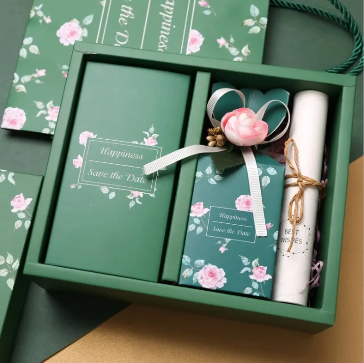 Custom Sweet Wedding Gift Box Paper Cardboard Matt Lamination UV Coating Heart Shape Perfume Candle Candy Packaging Logo