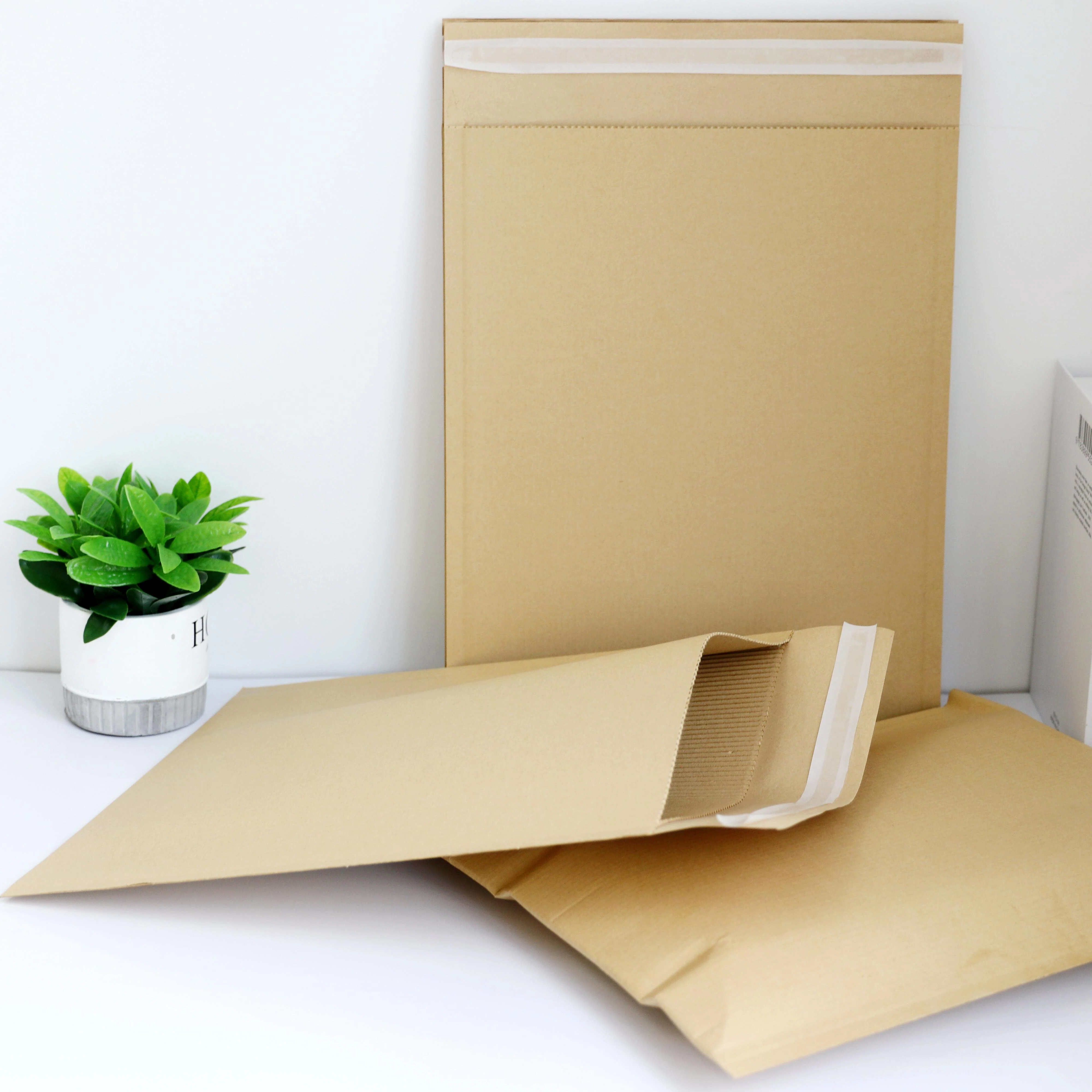 100% recycled printable logo shipping waybill pouch document packaging shipping bag corrugated paper stay flat cardboard mailers