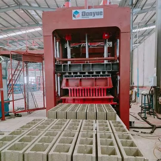 Hot Sale New Technology QT18-15 Large Fully Automatic Paver Making Machine Cement Block Brick Machinery With Servo Motors