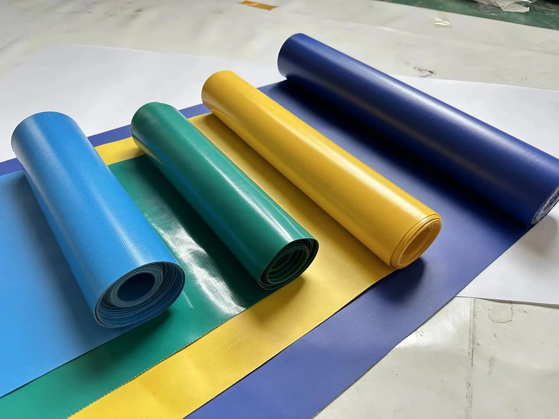 1000D 18*18 PVC Tarpaulin Roll Waterproof Vinyl Tarpaulin