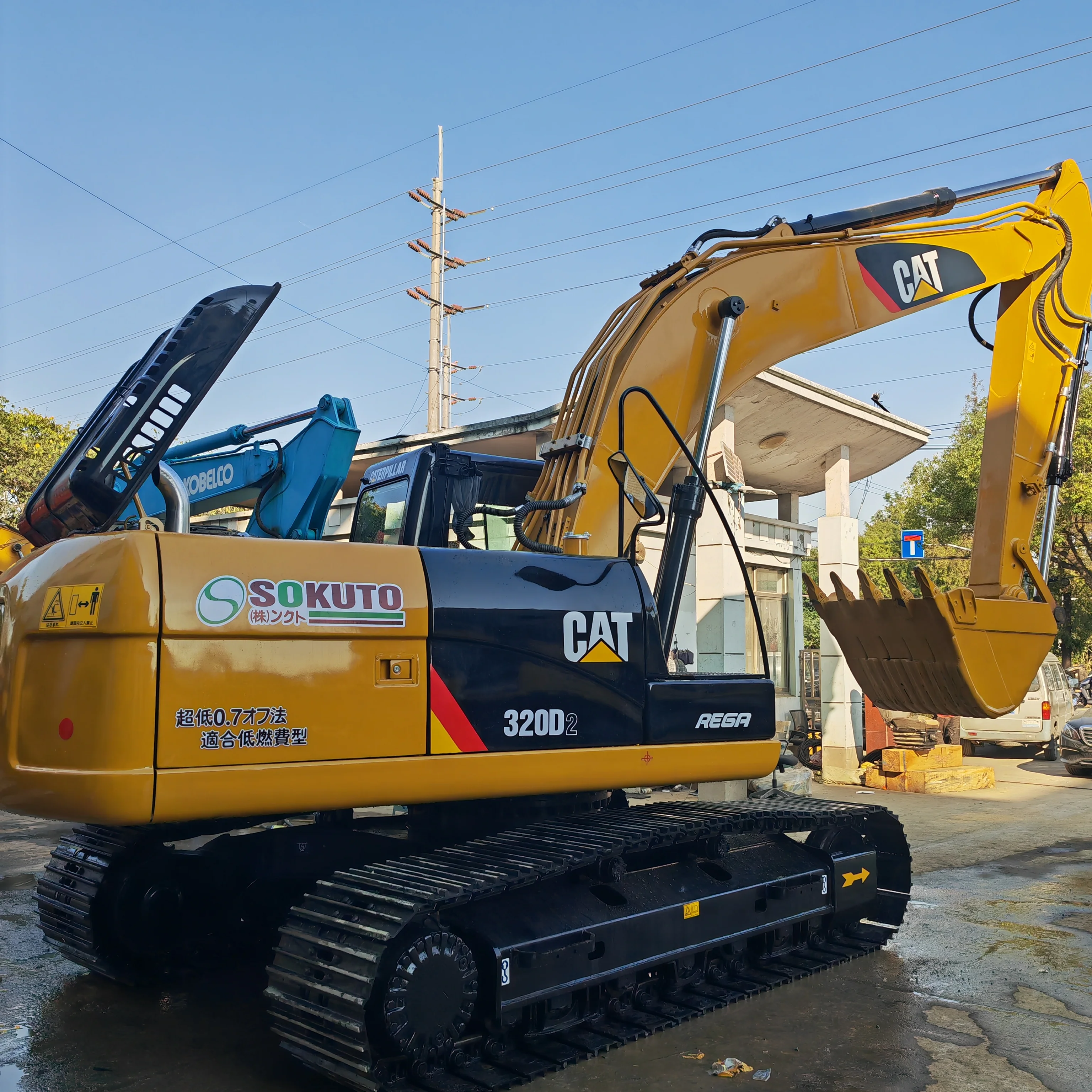 Hot selling original Japan 2021 year 20 ton used excavator cat320 cat320D excavator for sale in Shanghai