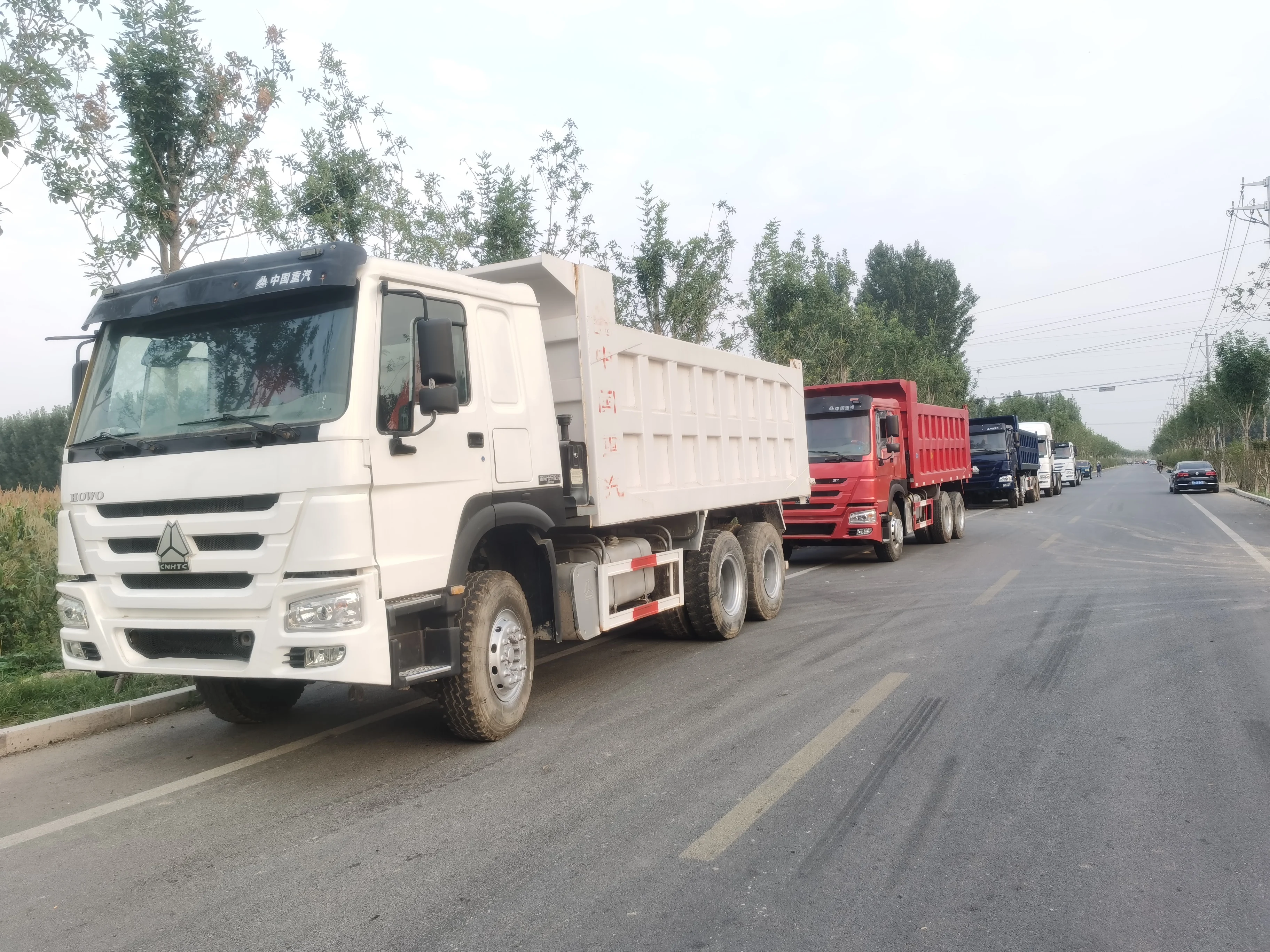 Used Cheap Price  Sinotruk Howo 6x4 WD615.47 Engine 371Hp 20-30ton  Dump Truck Dumper  for Sale