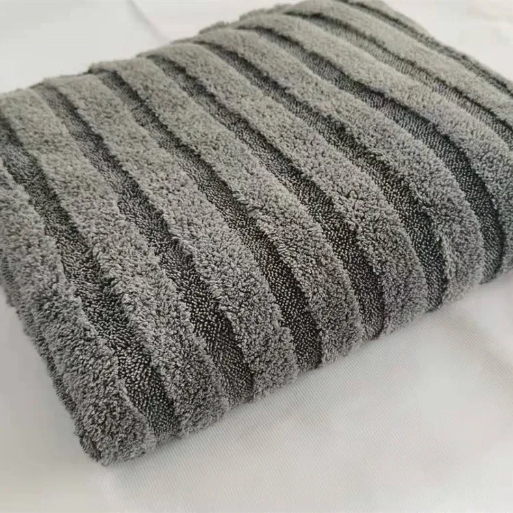 Strip The Fabric One By One For Amazon Hot Sale Premium single Layer Twisted Loop Microfiber Car Drying Towel In Roll Fabric