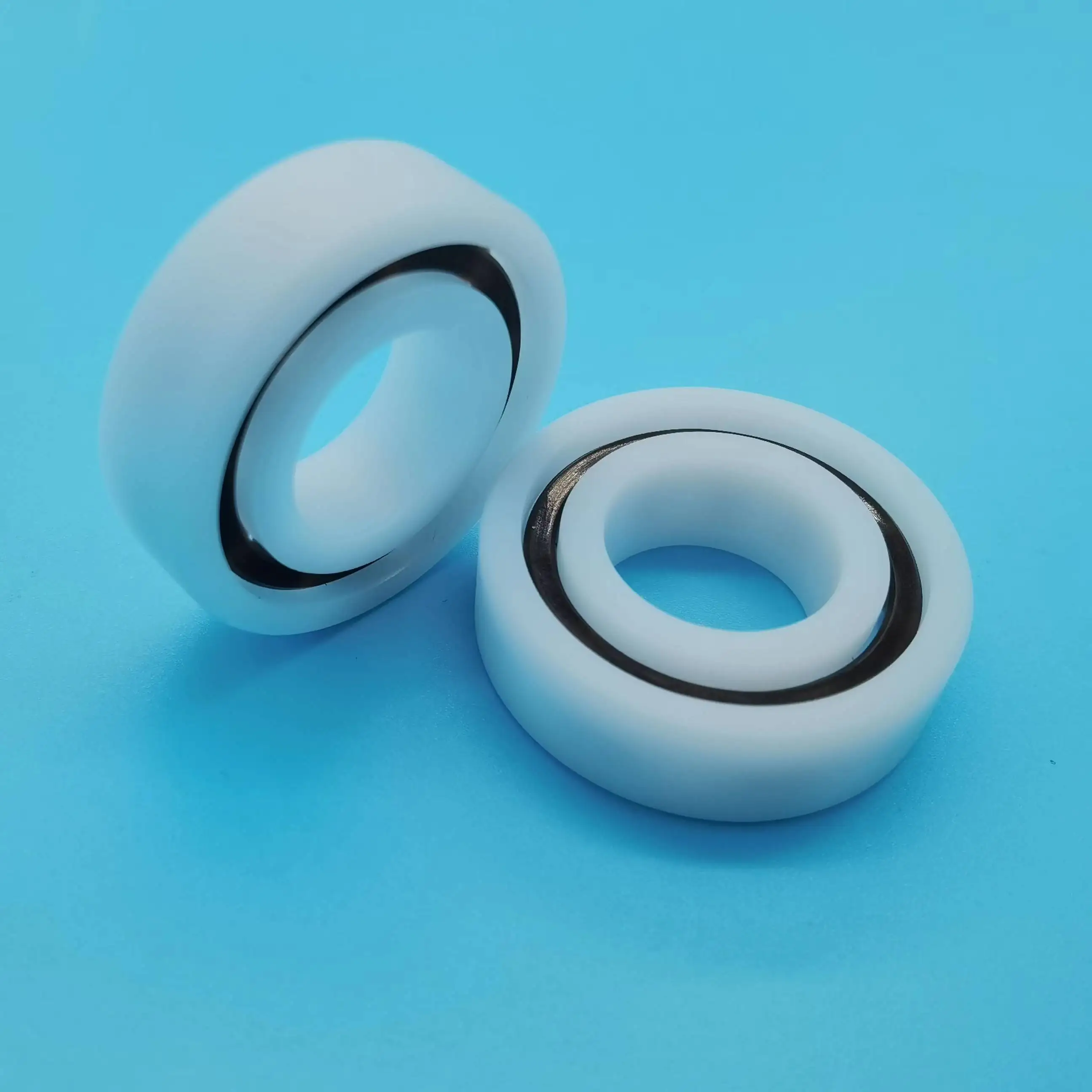 6004 Plastic Ring Ball Bearing No Grease Clean Corrosion Resistance NOT Rusted Bearing