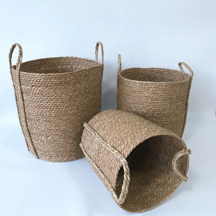 
round sewing knitting grass baskets 