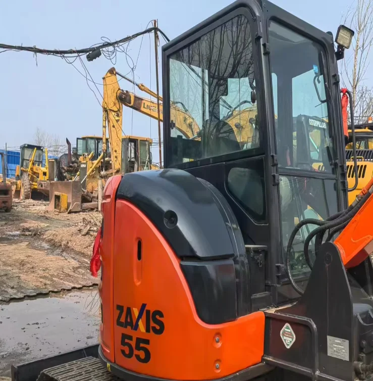Hitachi Zaxis 55 Япония использованный 5 тонн zx55 zx55u zx55us zx55usr мини-экскаватор с резиновым гусеничным экскаватором для продажи
