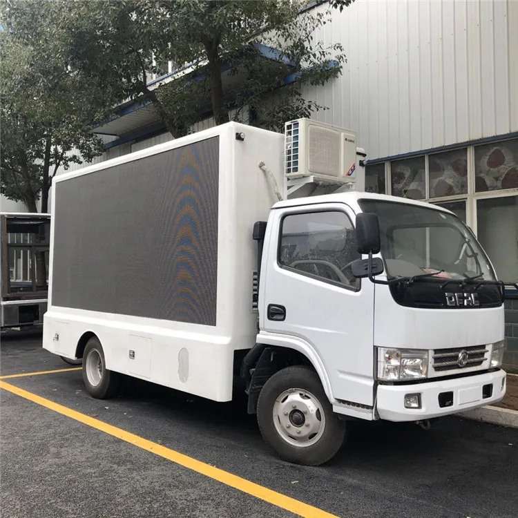 Discounted Price DONGFENG 4*2 Outdoor LED Advertising Truck Mobile LED Stage Truck