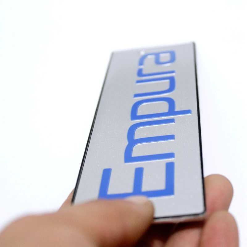 Custom brand Logo plate Metal Tags Embossed Logo 3D bright brushed colors