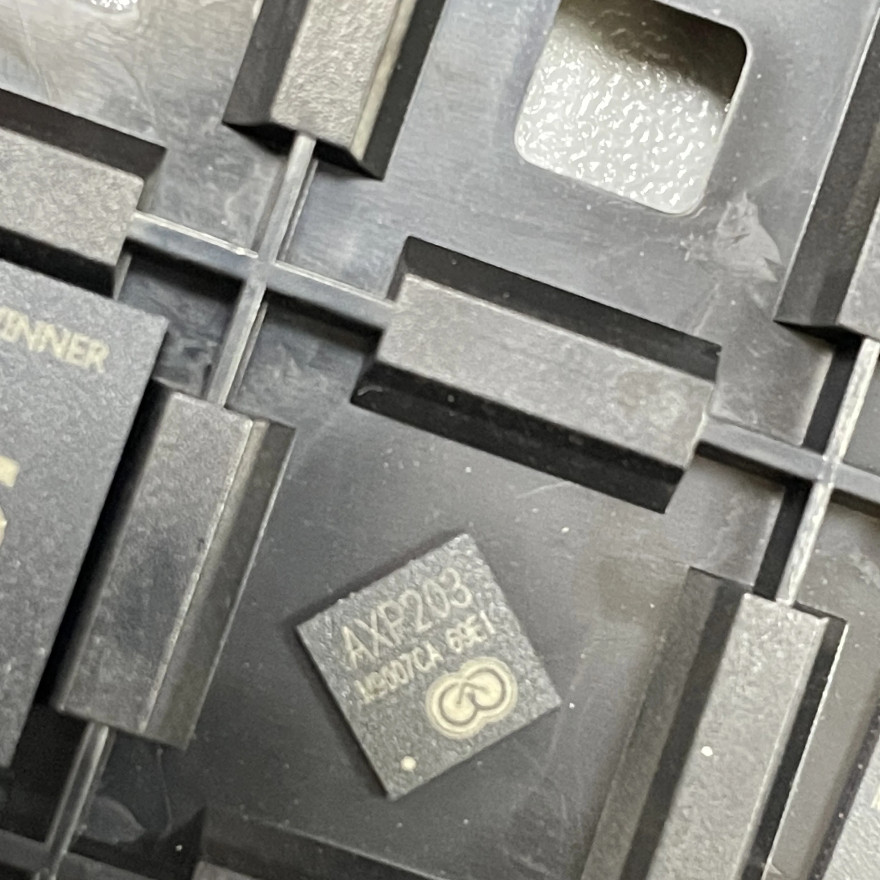 X-POWER PMIC AXP203 power manufactures solution for ALLWINNER V3 V3S S3 processor