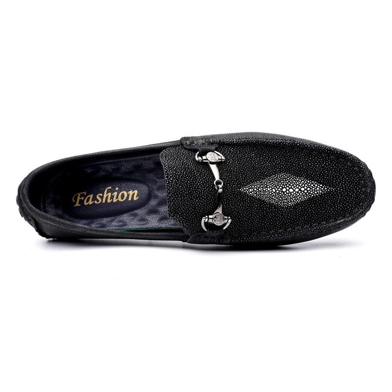 Support Custom LOGO Man Driving Shoes Comfortable Leather Loafers Shoes Moccasin Men Shoes