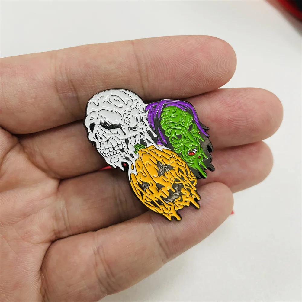 Custom Soft Enamel Pins Retro 80s horror pin badge  Badge Halloween Gift