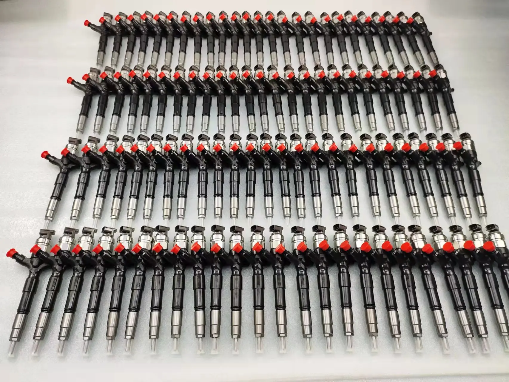 diesel fuel injector 1465A257 095000-9560 095000-7490 for Mitsubishi L200 Pajero 4D56